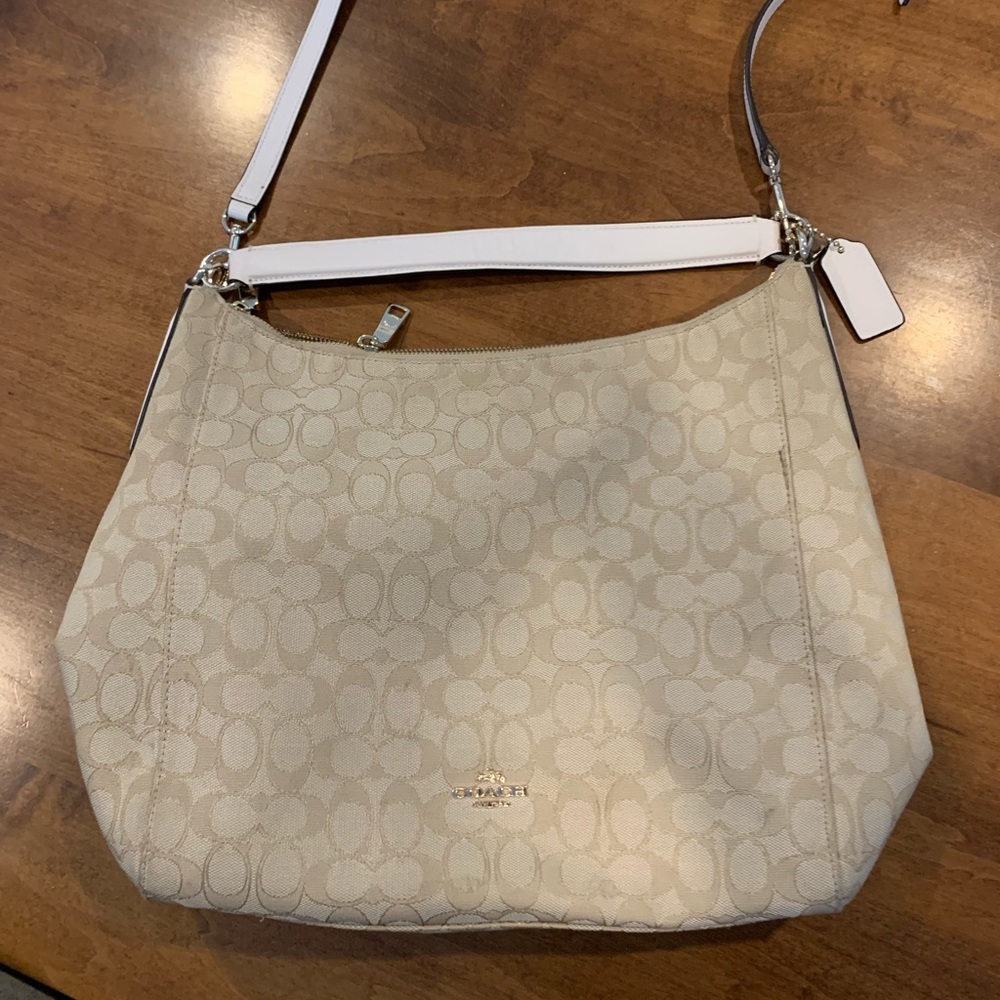 Classic Coach Patterned Logo Hand Bag Purse/ All Over Print Hand Bags/ Designer